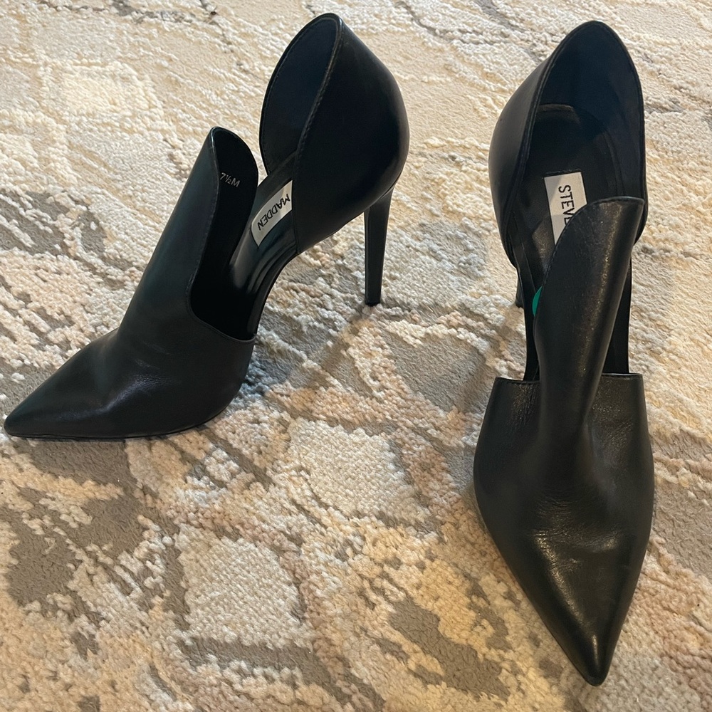Steve Madden Dolly Black Heel 7.5